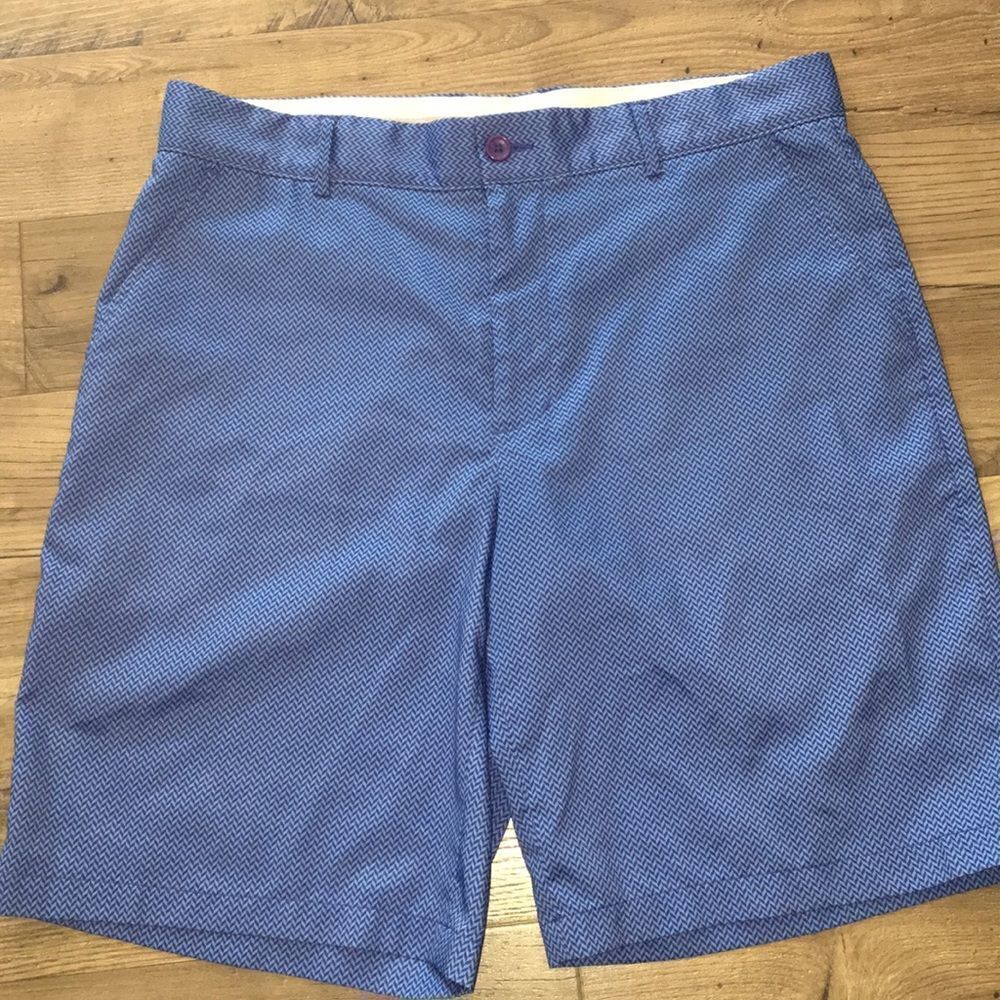 Greg Norman Shark Tab Blue Herringbone golf shorts 34 M men’s excellent